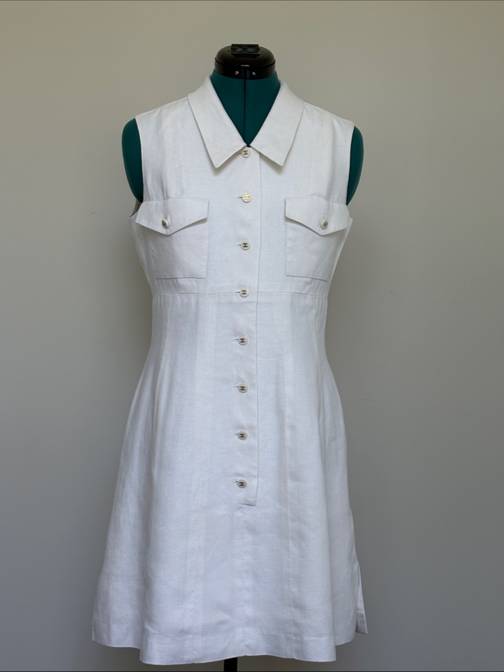 CHANEL Vintage White Sleeveless Dress - Spring 1995